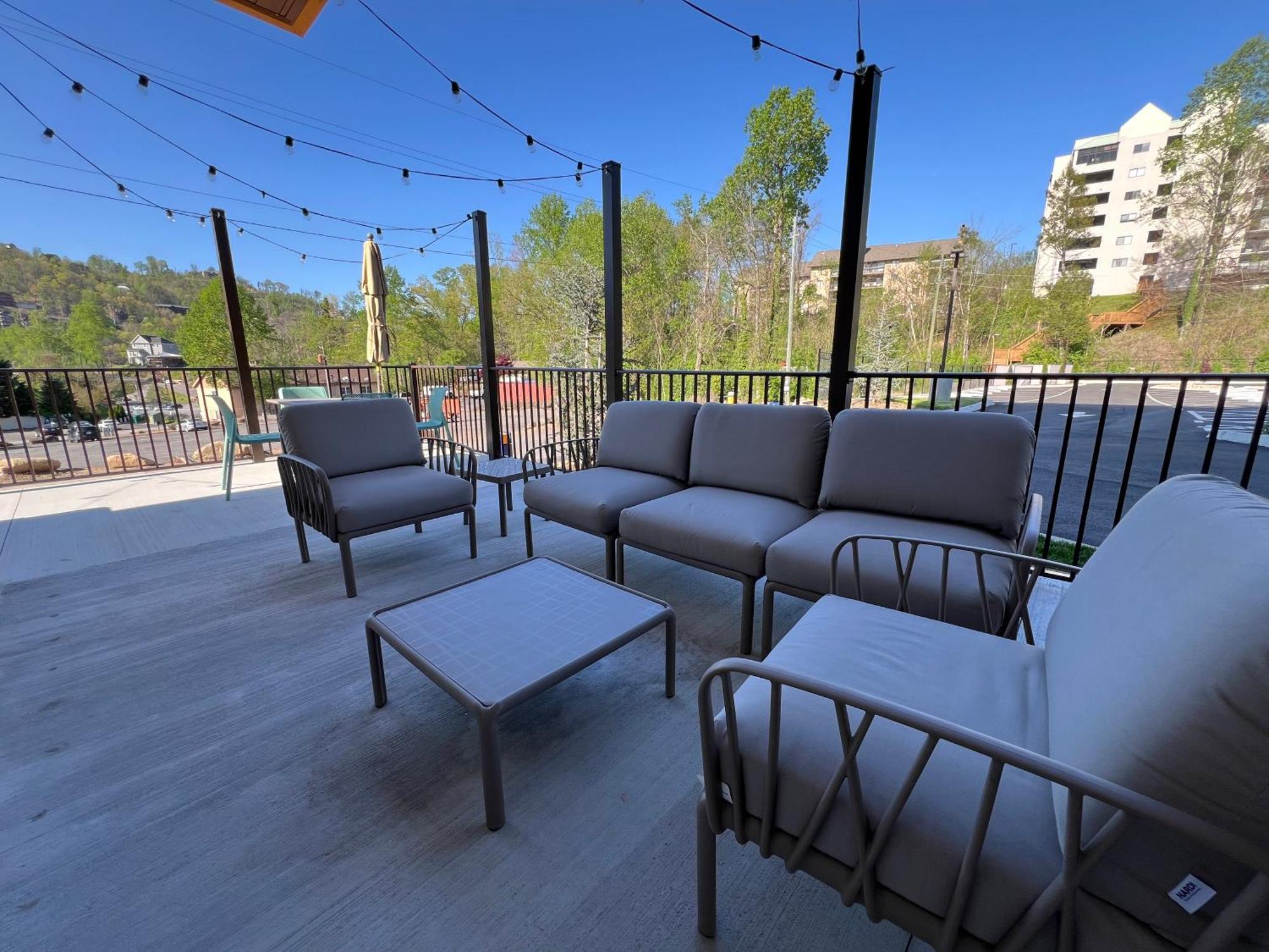 Comfort Suites Gatlinburg Downtown-Convention Center Exterior photo